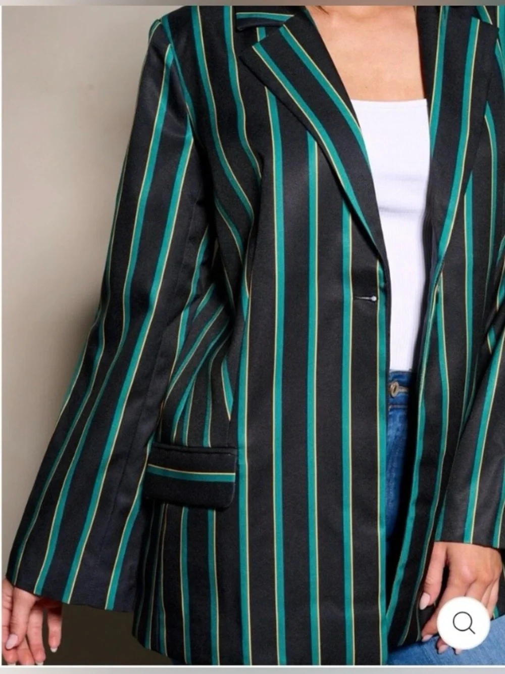 Reveuse Elegant black and Green Striped Women's Blazer, Size Medium NWT